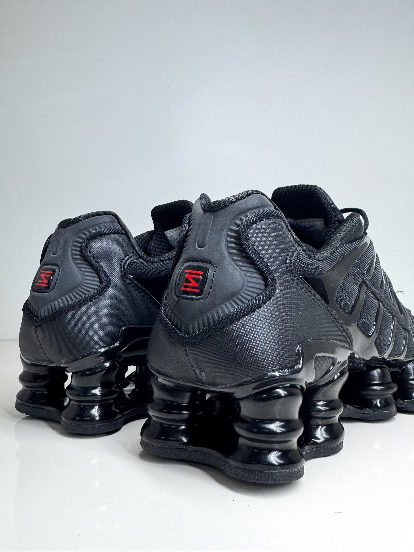 NIKE SHOX TL BLACK