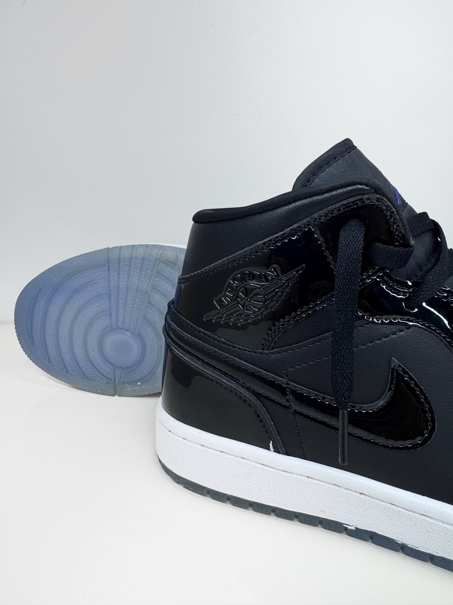 Air jordan 1 space jam