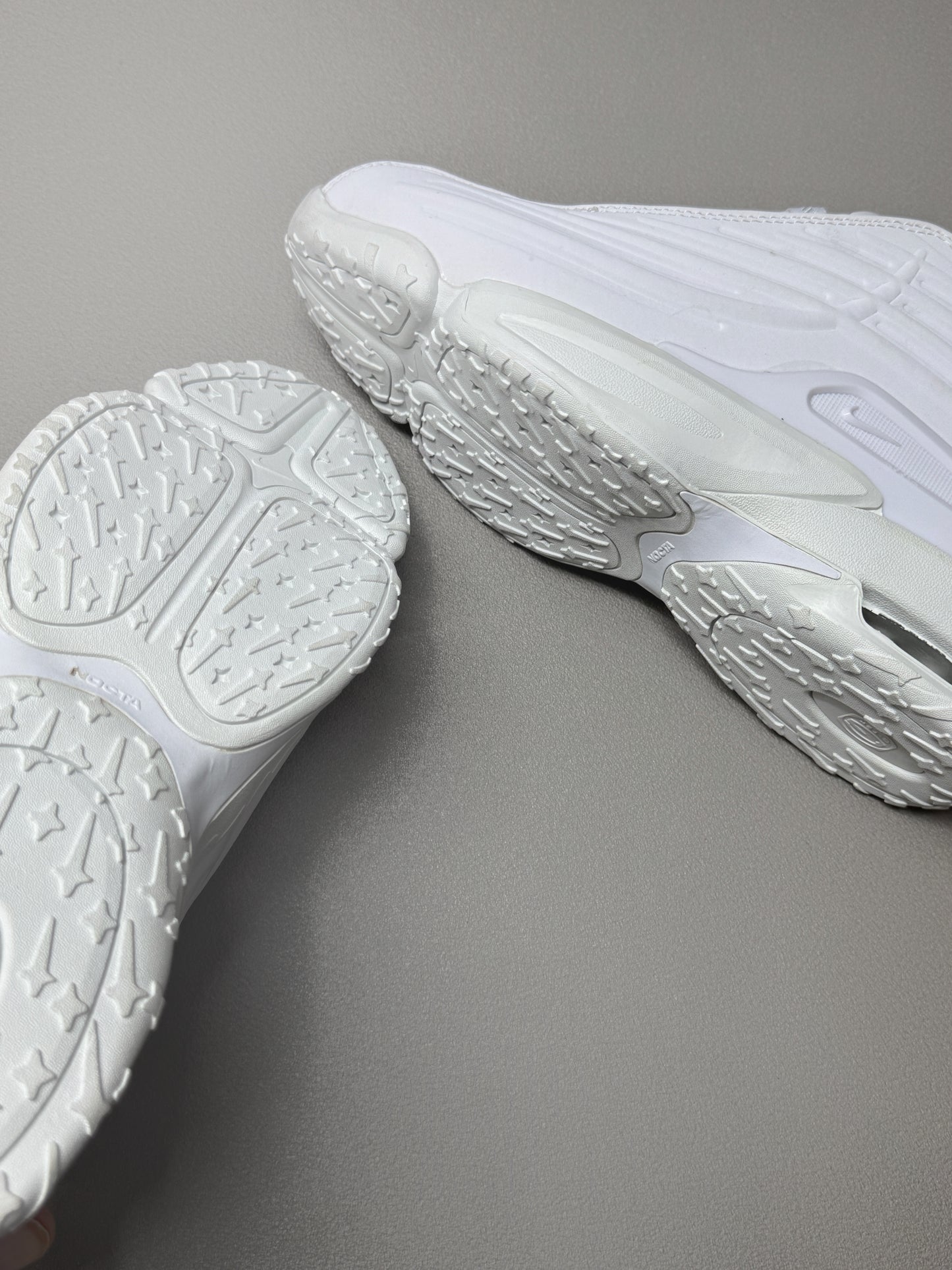 NOCTA HOT STEP 2 TRIPLE WHITE